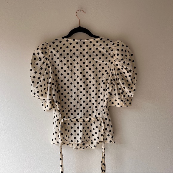 Like New Who What Wear Cream Polka Dot Tie Blouse, Puff Sleeves, size: M - Picture 6 of 8